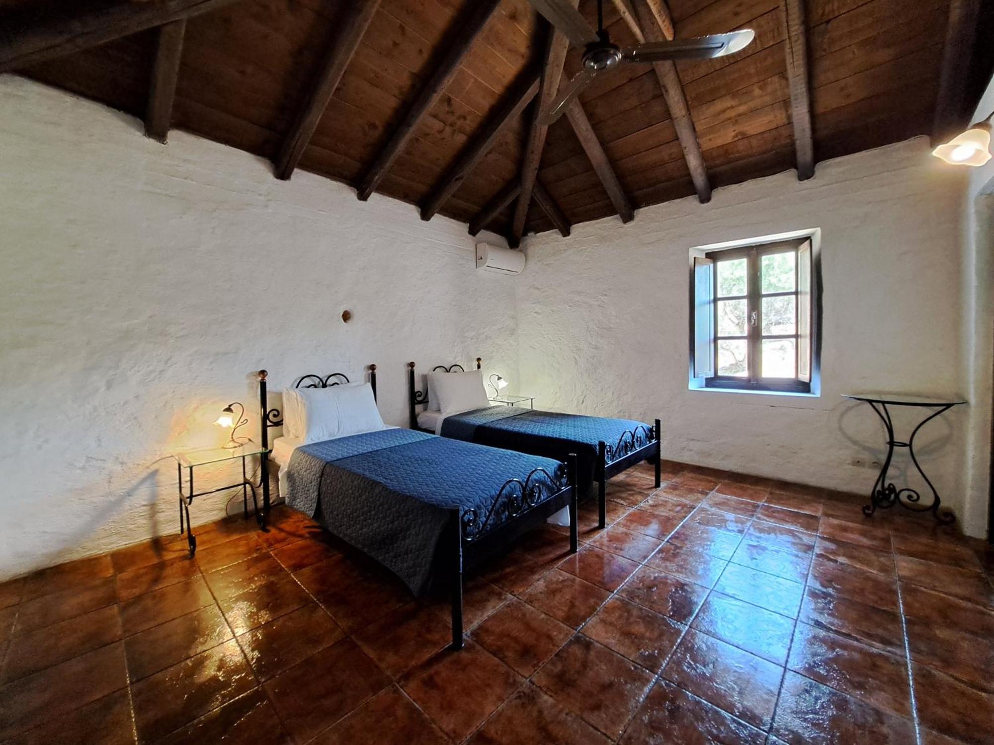 Tsivouli Accommodation Lithakia  Eksteriør billede