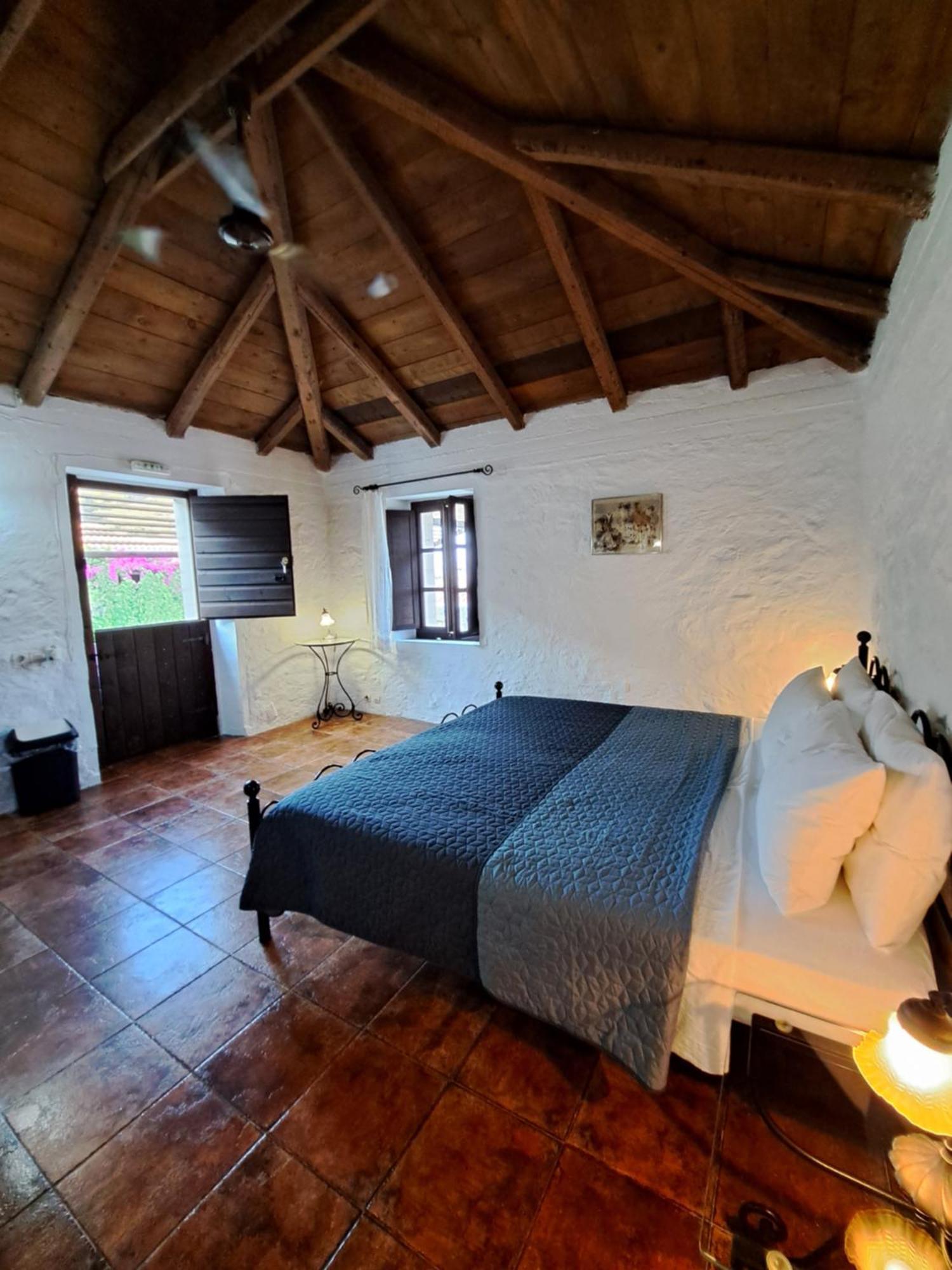 Tsivouli Accommodation Lithakia  Eksteriør billede