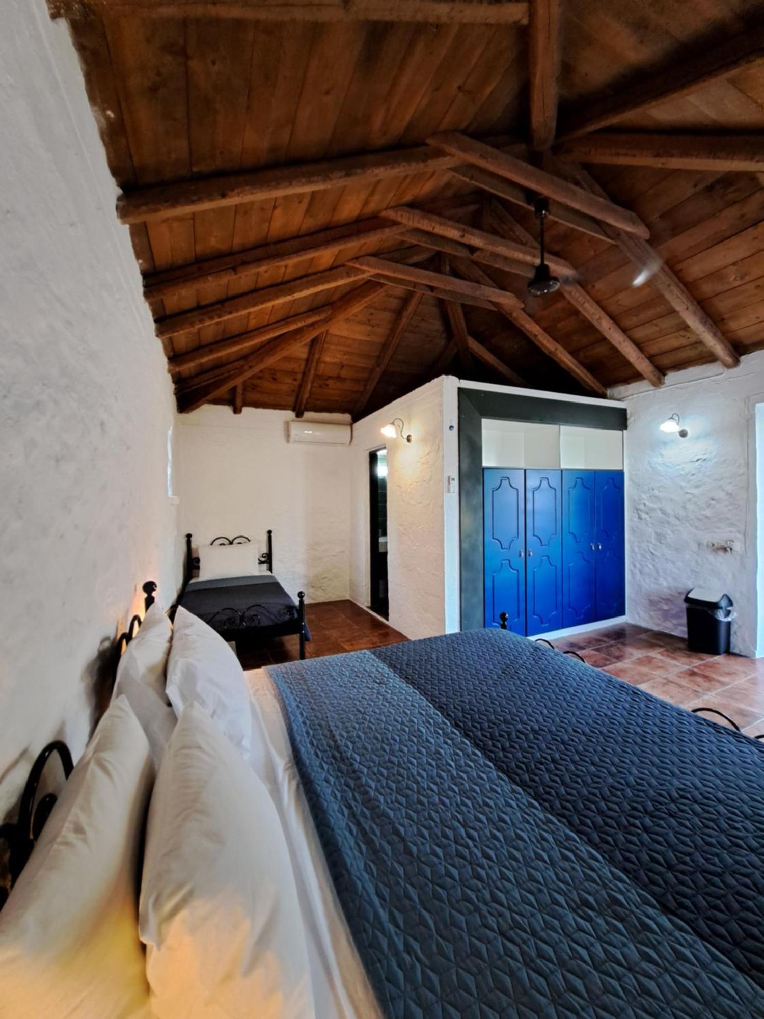 Tsivouli Accommodation Lithakia  Eksteriør billede